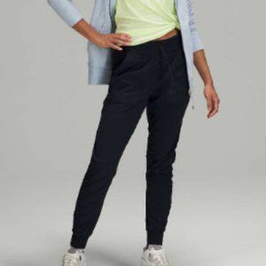 Lululemon Beyond the Studio Jogger True Navy Women's Size 14 Length 24"